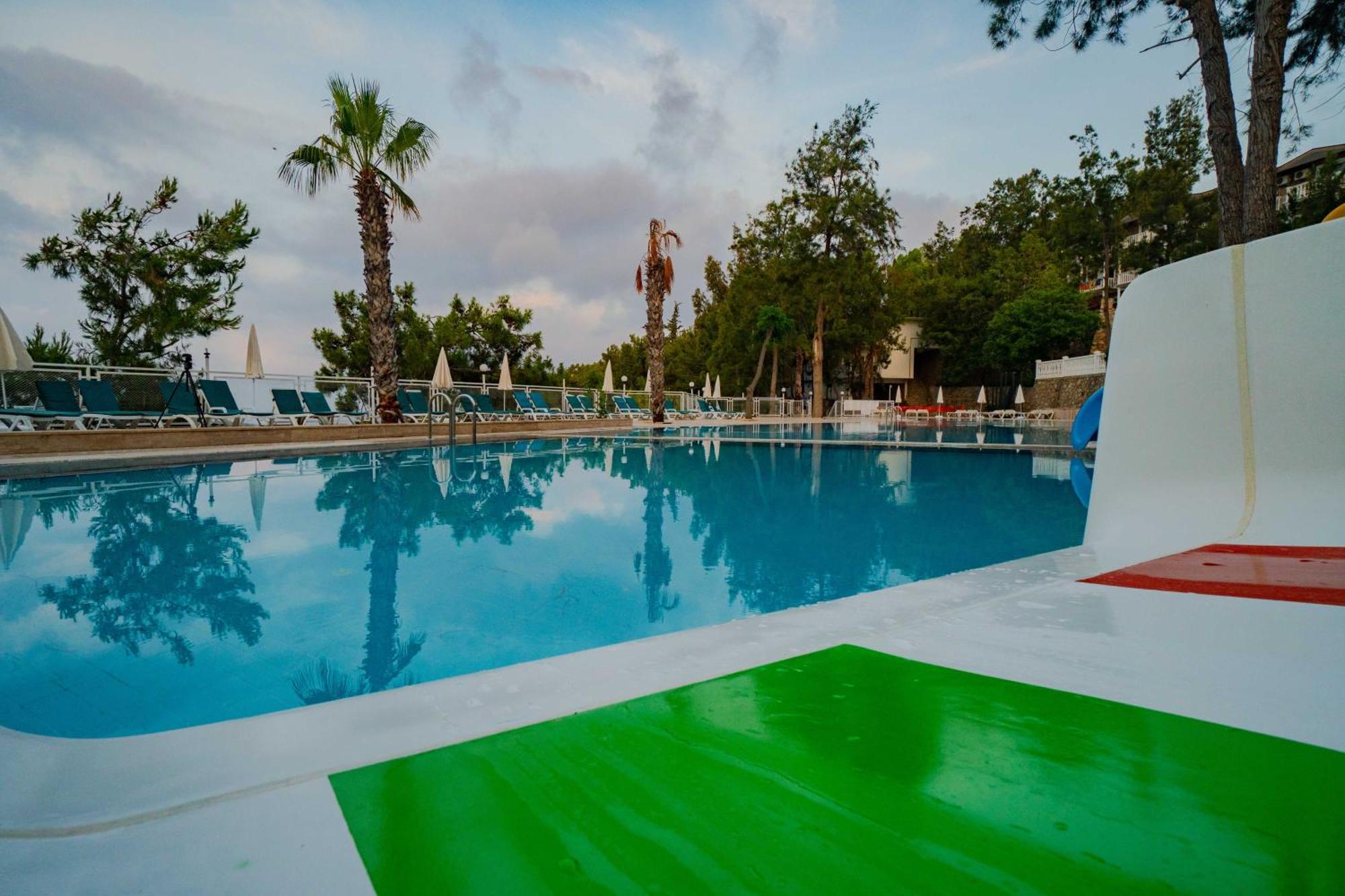 Senza Garden Holiday Club Konaklı Exteriör bild